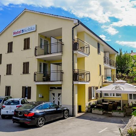 Garni Hotel Keltika อิซอลา ภายนอก รูปภาพ