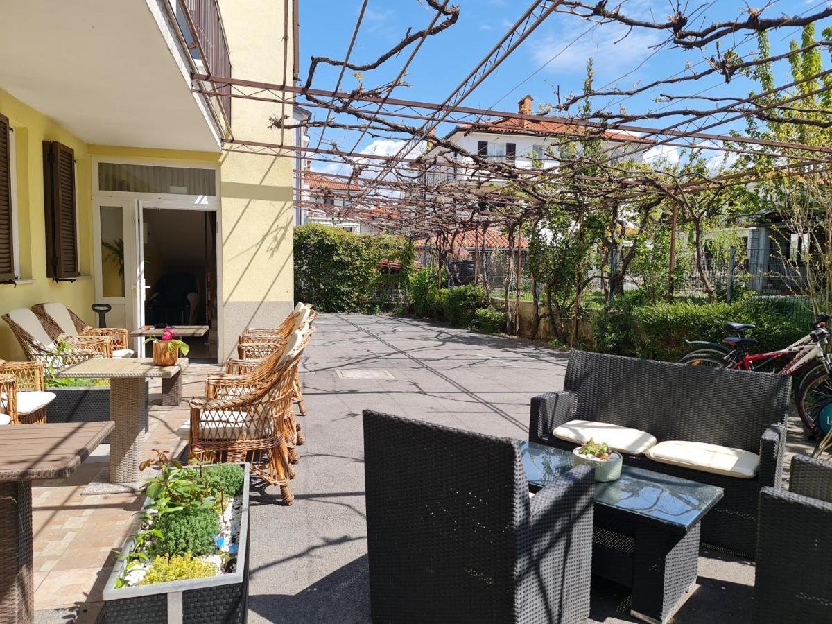 Garni Hotel Keltika อิซอลา ภายนอก รูปภาพ