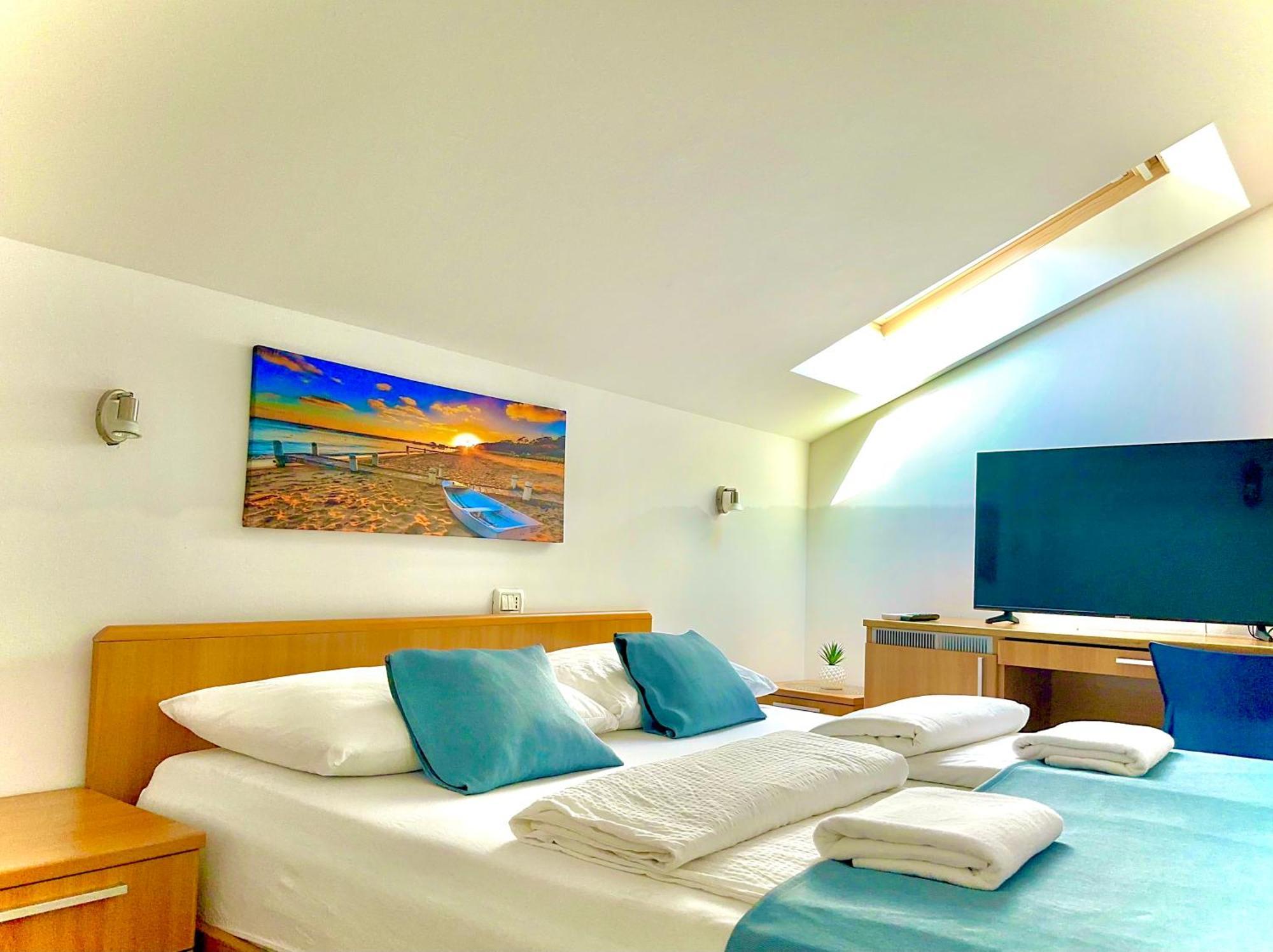 Garni Hotel Keltika อิซอลา ภายนอก รูปภาพ